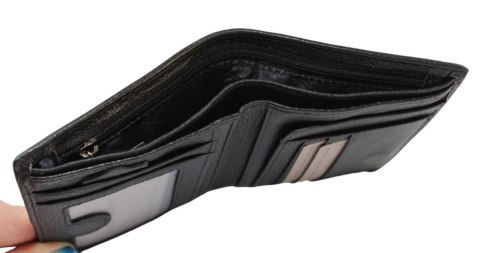 Elegancki Portfel Męski Skórzany NICOLAS 1003 Skóra Licowa Duży Pionowy Bez Zapięcia Na Magnes Suwak Na Bilon 13,5 x 10 x 2 [cm]